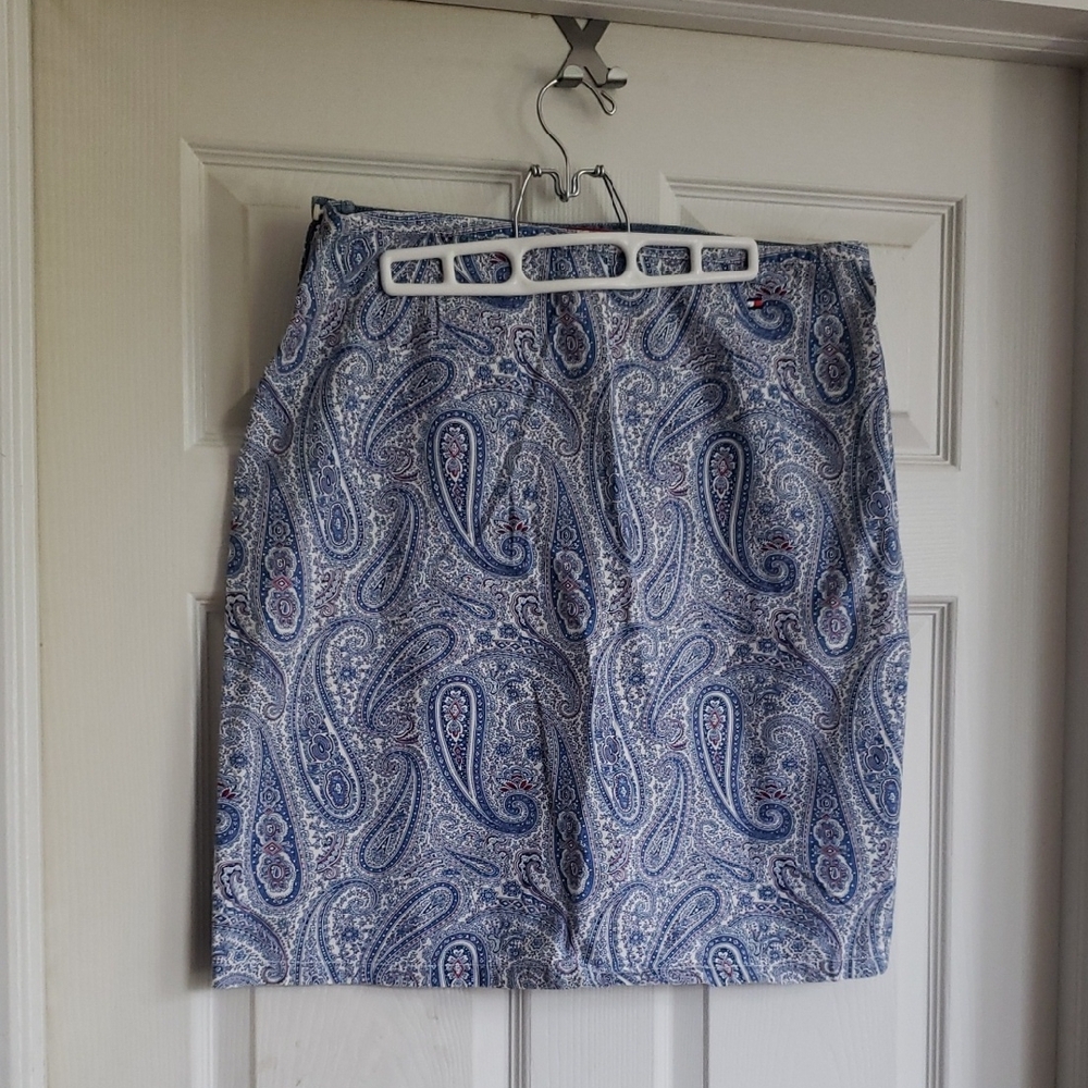 Tommy Hilfiger White and Blue Paisley Skirt